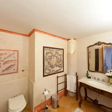 Sleeps 8 Pool Air Con * Praiano